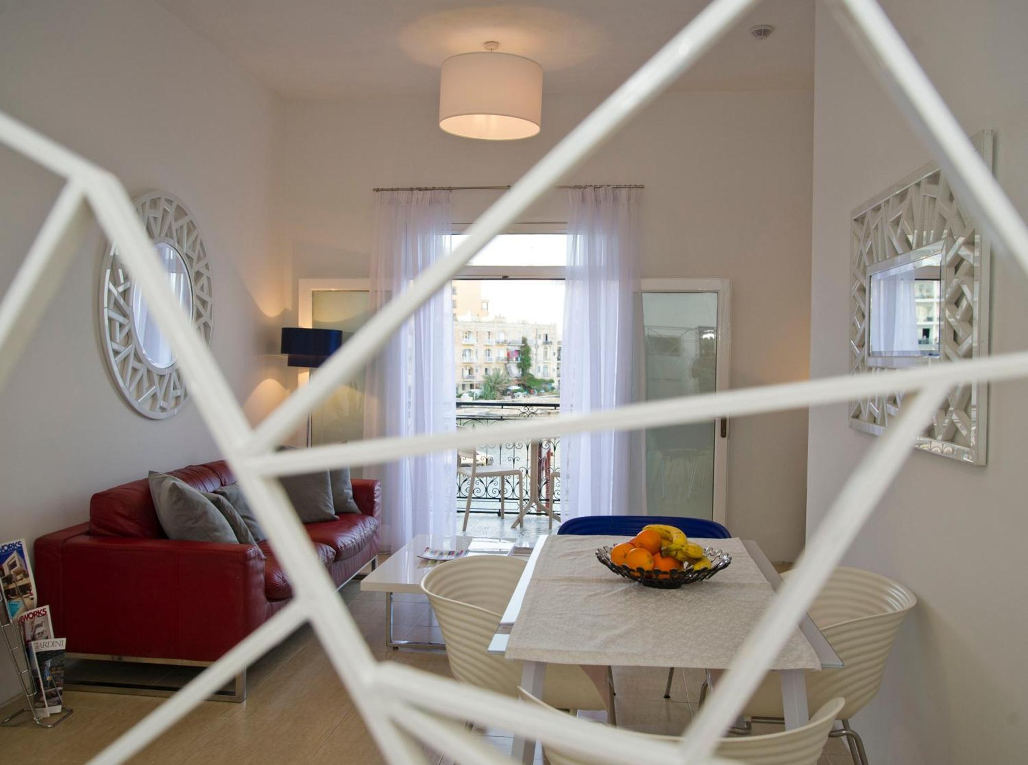 Apartmán Maltese Balcony Saint Julian's Exteriér fotografie